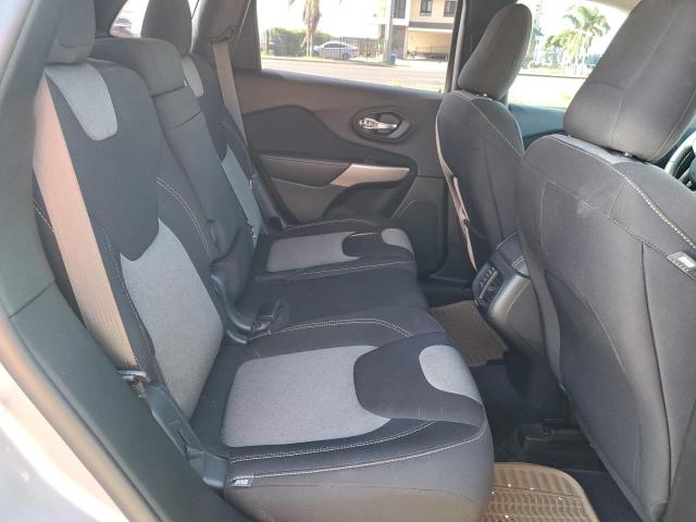 Photo 11 from auction – 2018 JEEP CHEROKEE L with VIN 1C4PJLCB1JD542860