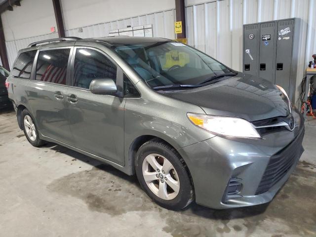 Photo 4 from auction – 2019 TOYOTA SIENNA LE with VIN 5TDKZ3DC2KS967701