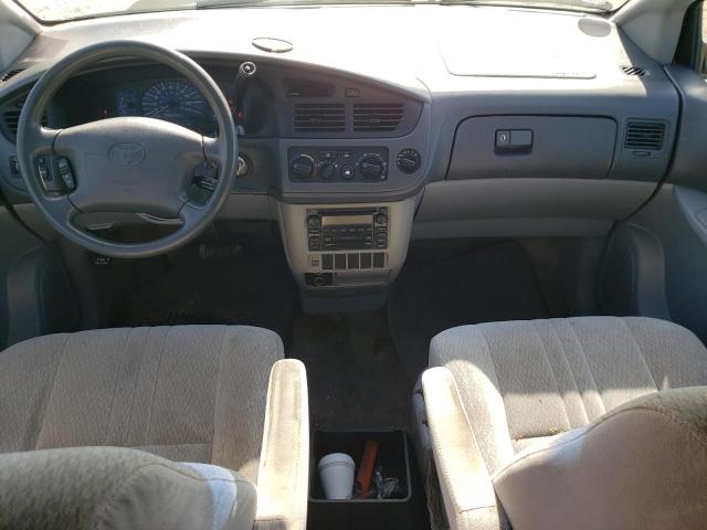 Photo 8 from auction – 2002 TOYOTA SIENNA CE with VIN 4T3ZF19C42U493043