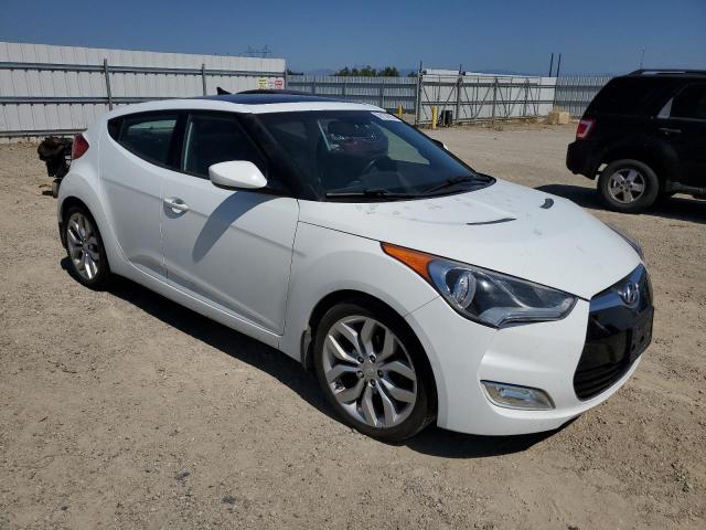Photo 4 from auction – 2013 HYUNDAI VELOSTER with VIN KMHTC6AD2DU172193