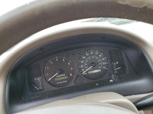 Photo 9 from auction – 2000 TOYOTA COROLLA VE with VIN 2T1BR18E5YC379812