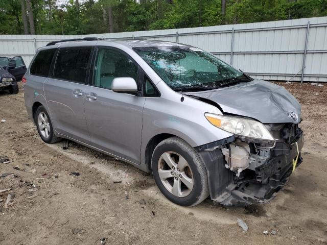 Photo 4 from auction – 2011 TOYOTA SIENNA LE with VIN 5TDKK3DC0BS003201