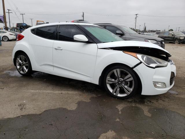 Photo 4 from auction – 2015 HYUNDAI VELOSTER with VIN KMHTC6AD7FU220984