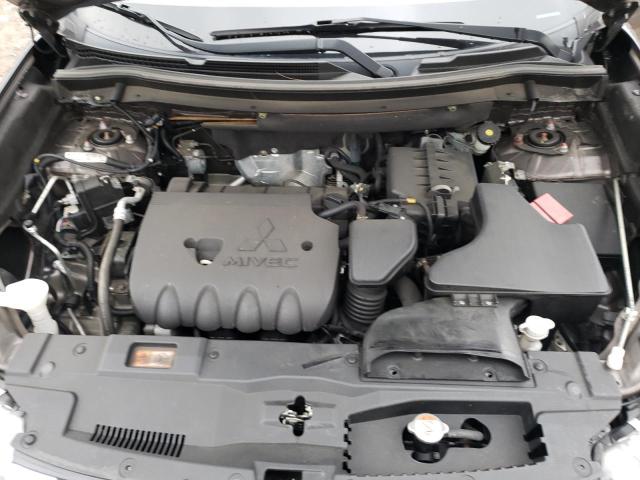 Photo 12 from auction – 2018 MITSUBISHI OUTLANDER with VIN JA4AZ3A32JZ070692