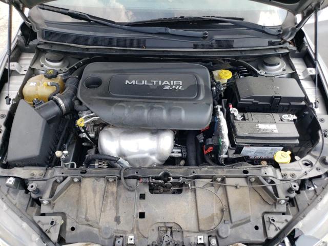 Photo 11 from auction – 2017 CHRYSLER 200 LIMITE with VIN 1C3CCCAB8HN511772
