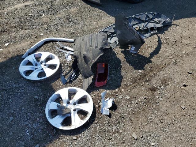 Photo 13 from auction – 2022 TOYOTA RAV4 LE with VIN 2T3F1RFV5NW283707