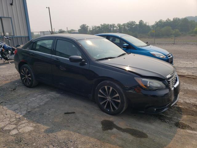Photo 4 from auction – 2011 CHRYSLER 200 S with VIN 1C3BC8FG0BN624670