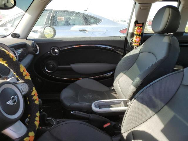 صورة رقم 10 من المزاد - 2010 MINI COOPER S C مع VIN WMWMM3C52ATZ32843
