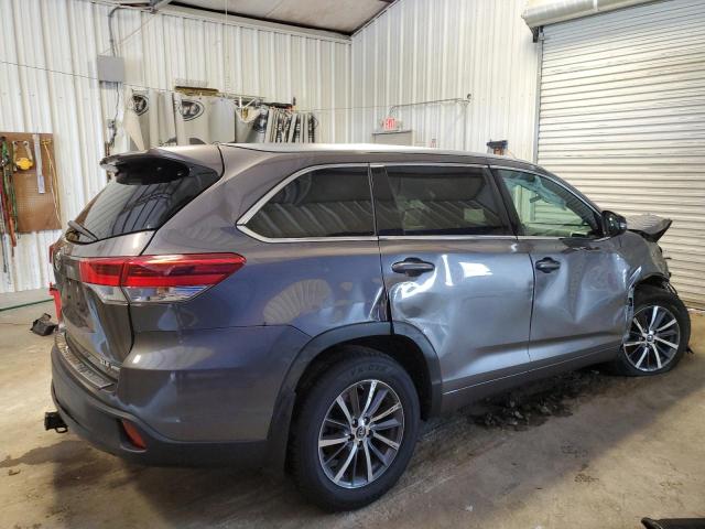 Photo 3 from auction – 2017 TOYOTA HIGHLANDER with VIN 5TDJZRFH4HS462467
