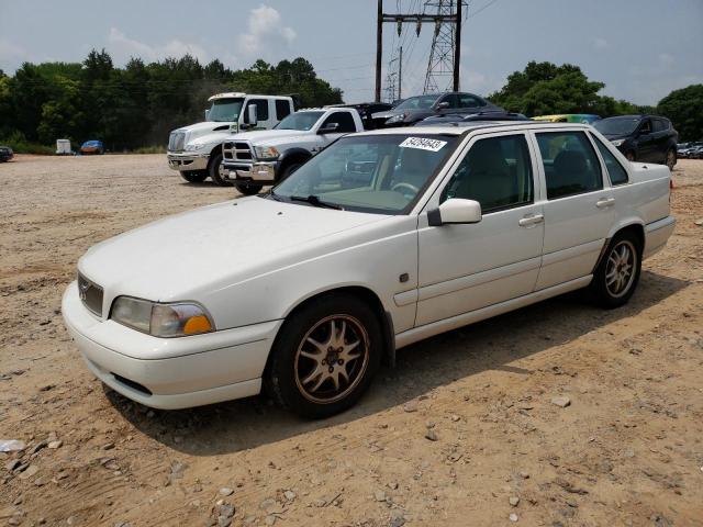 VOLVO S70 GLT 2000 with VIN YV1LS56D9Y2663527 - Photo from auction