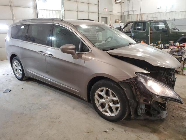 Photo 4 from auction – 2017 CHRYSLER PACIFICA T with VIN 2C4RC1EG2HR537898