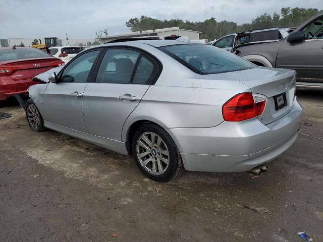 Photo 2 from auction – 2007 BMW 328 XI with VIN WBAVC93557K031961
