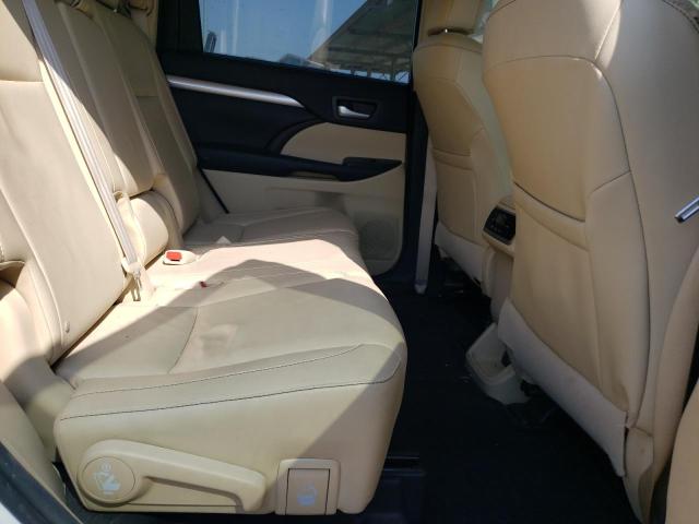 Photo 11 from auction – 2016 TOYOTA HIGHLANDER with VIN 5TDKKRFH2GS133094