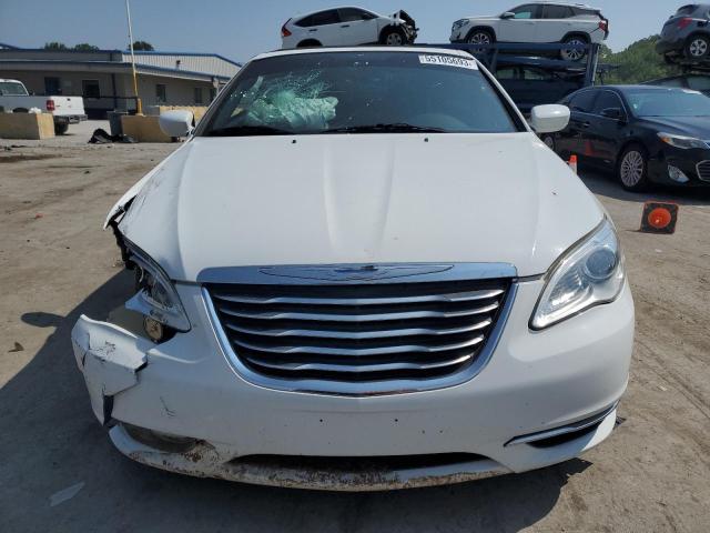 Photo 5 from auction – 2012 CHRYSLER 200 TOURIN with VIN 1C3BCBEB1CN120293
