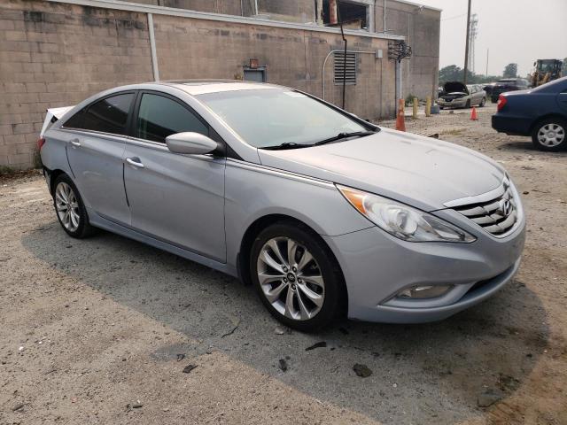 Photo 4 from auction – 2013 HYUNDAI SONATA SE with VIN 5NPEC4AC0DH779163