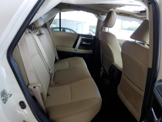 Photo 11 from auction – 2023 TOYOTA 4RUNNER SR with VIN JTEFU5JRXP5287218