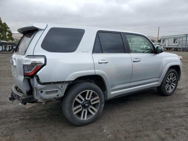 Photo 3 from auction – 2015 TOYOTA 4RUNNER SR with VIN JTEBU5JR8F5234918