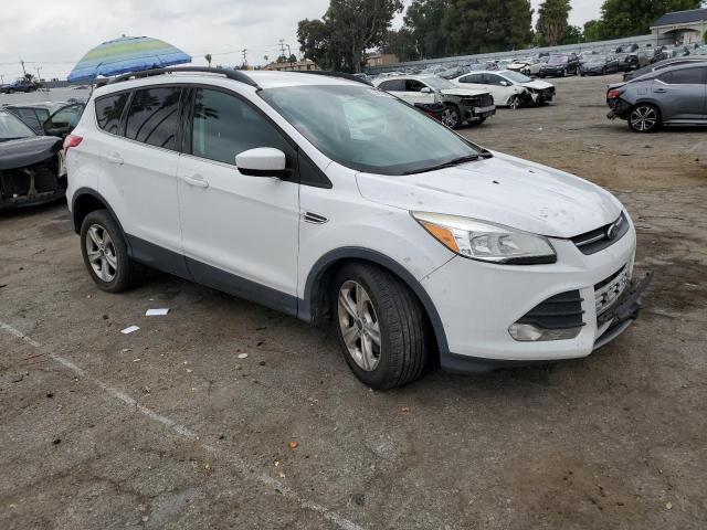 Photo 4 from auction – 2016 FORD ESCAPE SE with VIN 1FMCU9GXXGUB64797