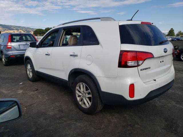 Photo 2 from auction – 2015 KIA SORENTO LX with VIN 5XYKT4A69FG618074