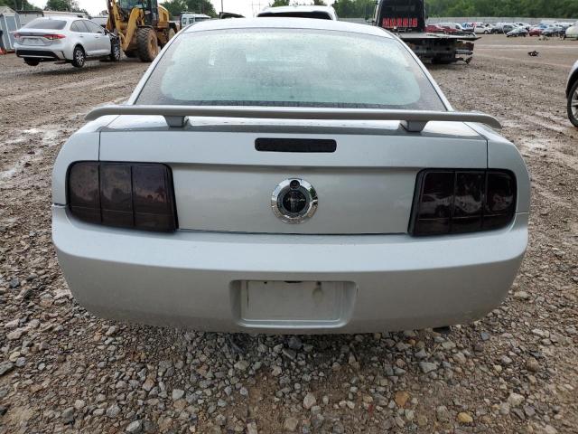 Photo 6 from auction – 2005 FORD MUSTANG with VIN 1ZVFT80N855214057