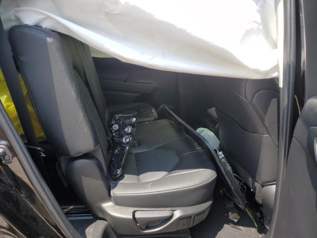 Photo 11 from auction – 2022 TOYOTA HIGHLANDER with VIN 5TDGZRBHXNS216745