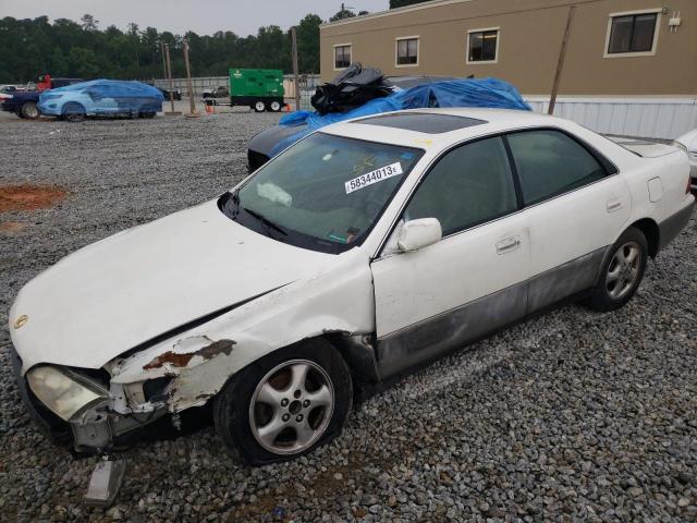 LEXUS ES 300 1998 with VIN JT8BF28G9W5017748 - Photo from auction