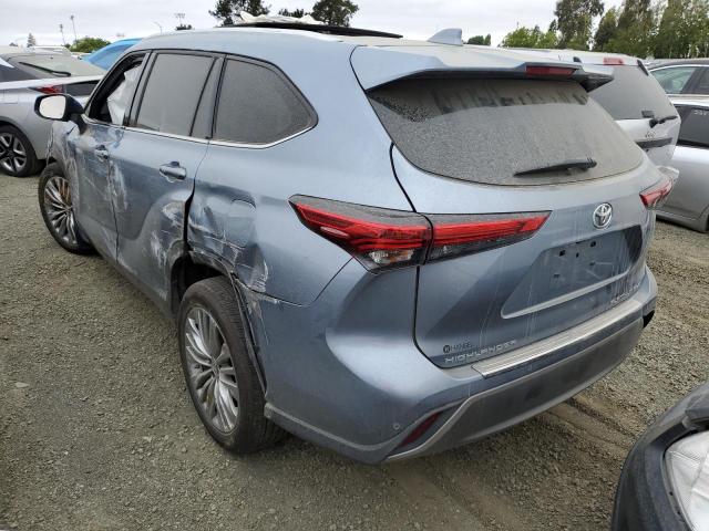 Photo 2 from auction – 2022 TOYOTA HIGHLANDER with VIN 5TDFZRBH3NS223824