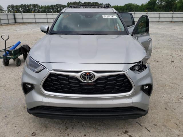 Photo 5 from auction – 2022 TOYOTA HIGHLANDER with VIN 5TDGZRAH2NS556280