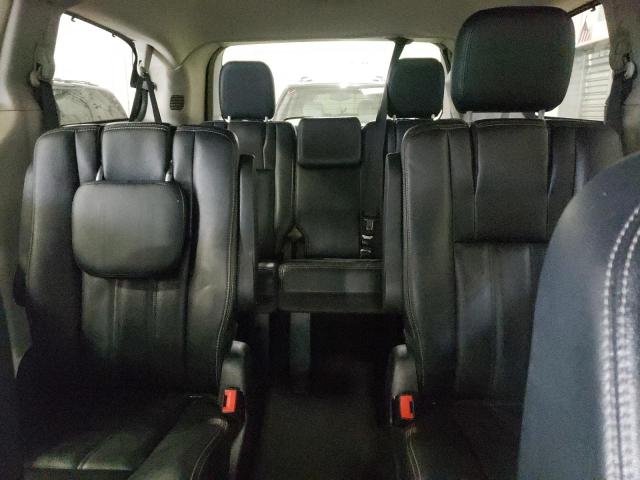 Photo 10 from auction – 2016 CHRYSLER TOWN & COU with VIN 2C4RC1BG1GR221959