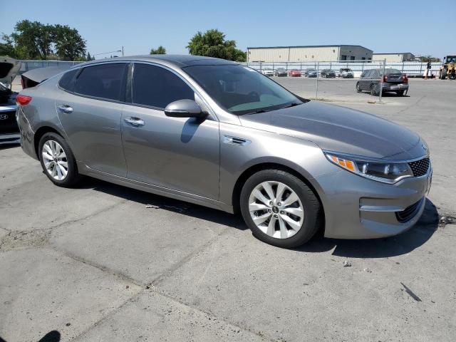 Photo 4 from auction – 2016 KIA OPTIMA EX with VIN 5XXGU4L39GG032387