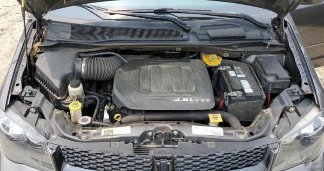 Photo 12 from auction – 2015 DODGE GRAND CARA with VIN 2C4RDGCG0FR523773