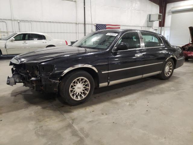 Photo 1 from auction – 2002 LINCOLN TOWN CAR S with VIN 1LNHM82W22Y657356