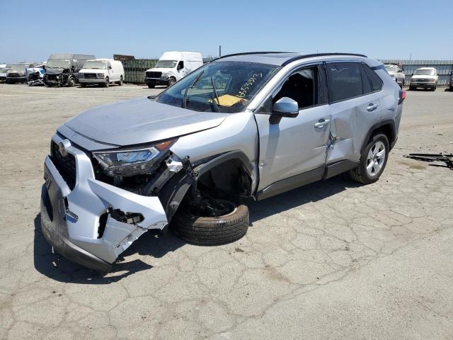TOYOTA RAV4 XLE 2019 with VIN JTMW1RFV6KD026063 - Photo from auction