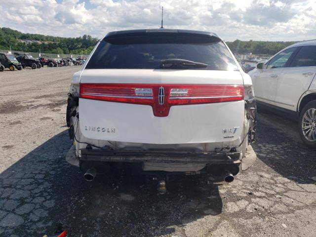 Photo 6 from auction – 2015 LINCOLN MKT with VIN 2LMHJ5ATXFBL00979