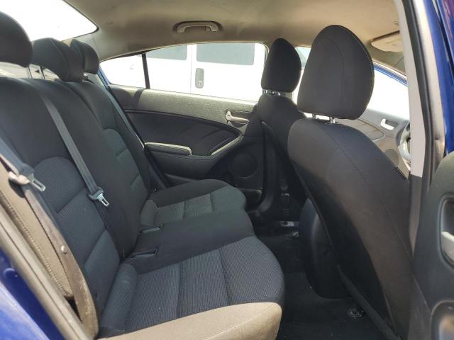 Zdjęcie 10 z aukcji – 2017 KIA FORTE LX z VIN 3KPFK4A74HE068893