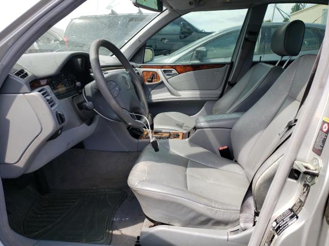 Photo 7 from auction – 2002 MERCEDES-BENZ E 320 with VIN WDBJF65JX2B452972