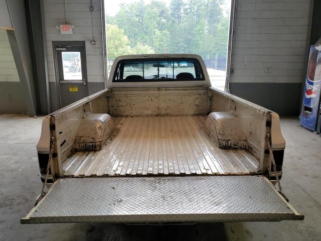 Photo 10 from auction – 1984 CHEVROLET C10 with VIN 2GCDC14C2E1187952
