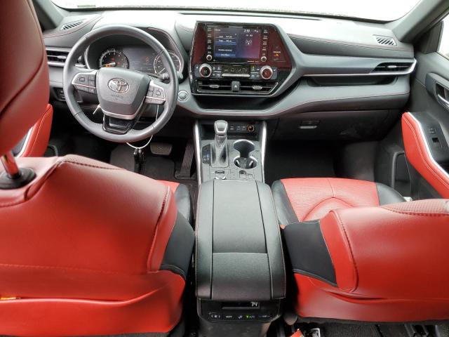 Photo 8 from auction – 2022 TOYOTA HIGHLANDER with VIN 5TDLZRBH7NS213560