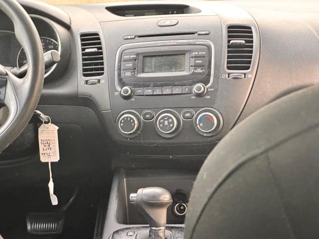 Photo 9 from auction – 2017 KIA FORTE LX with VIN 3KPFK4A75HE035630