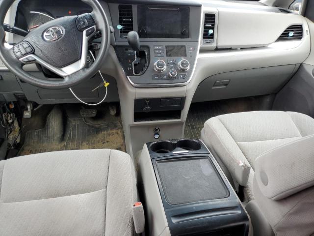 Photo 8 from auction – 2017 TOYOTA SIENNA LE with VIN 5TDJZ3DC8HS187352