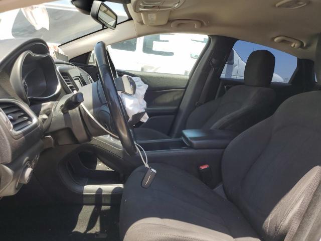 Photo 7 from auction – 2015 CHRYSLER 200 LIMITE with VIN 1C3CCCAB8FN617104