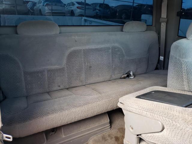 Photo 10 from auction – 1997 CHEVROLET GMT-400 C1 with VIN 1GCEC19W2VE129913