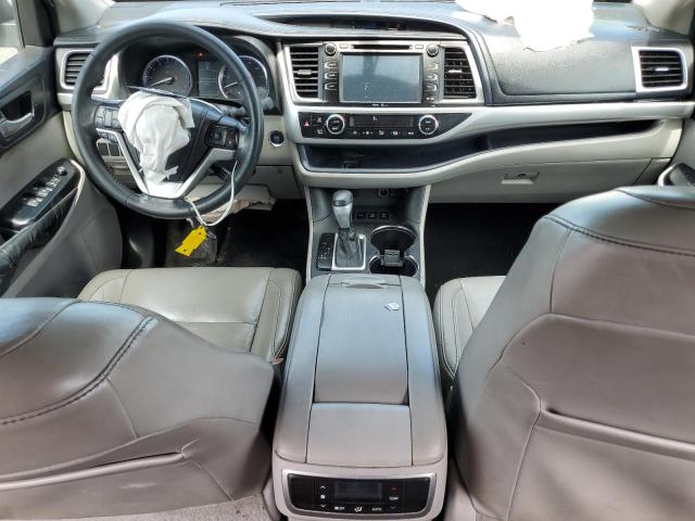Photo 8 from auction – 2015 TOYOTA HIGHLANDER with VIN 5TDJKRFHXFS072152