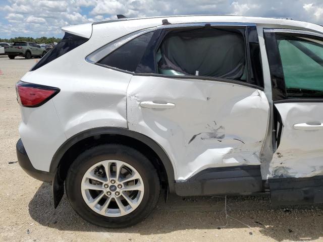 Photo 11 from auction – 2021 FORD ESCAPE SE with VIN 1FMCU9G65MUA01056