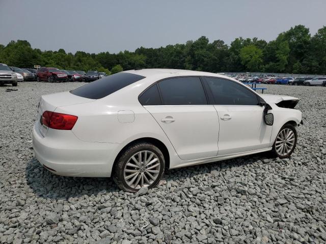 Photo 3 from auction – 2012 VOLKSWAGEN JETTA SEL with VIN 3VWLP7AJ9CM410075