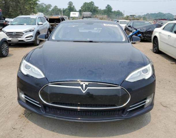 Photo 5 from auction – 2013 TESLA MODEL S with VIN 5YJSA1DP3DFP17714