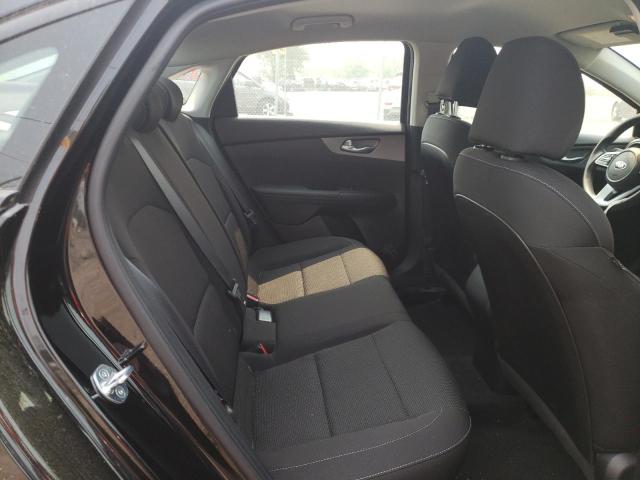 Photo 10 from auction – 2021 KIA FORTE FE with VIN 3KPF24AD2ME408705