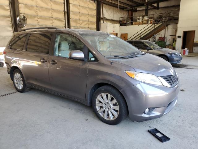 Photo 4 from auction – 2014 TOYOTA SIENNA XLE with VIN 5TDDK3DC5ES092230
