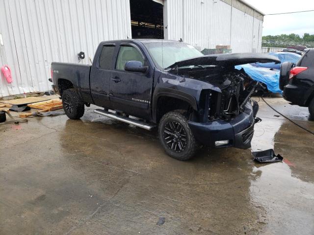 Photo 4 from auction – 2007 CHEVROLET SILVERADO with VIN 1GCEK19J27Z640895