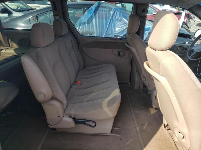 Photo 10 from auction – 2001 CHRYSLER TOWN & COU with VIN 2C4GP44G11R148237